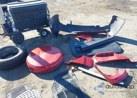 2010 Toyota Rav4 z USA, uszkodzony, nr VIN JTMBF4DV8AD025937